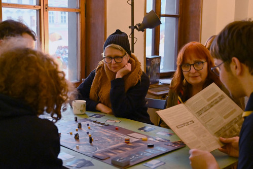 Stínadelské deskohraní pro podporovatele SNJF